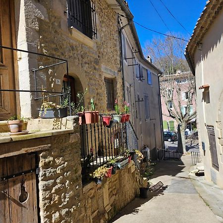 La Petite Maison Céreste Екстериор снимка