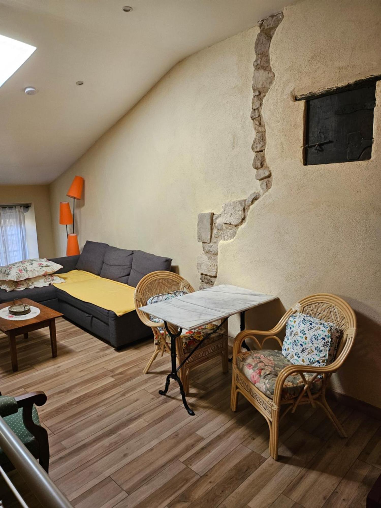 La Petite Maison Céreste Екстериор снимка