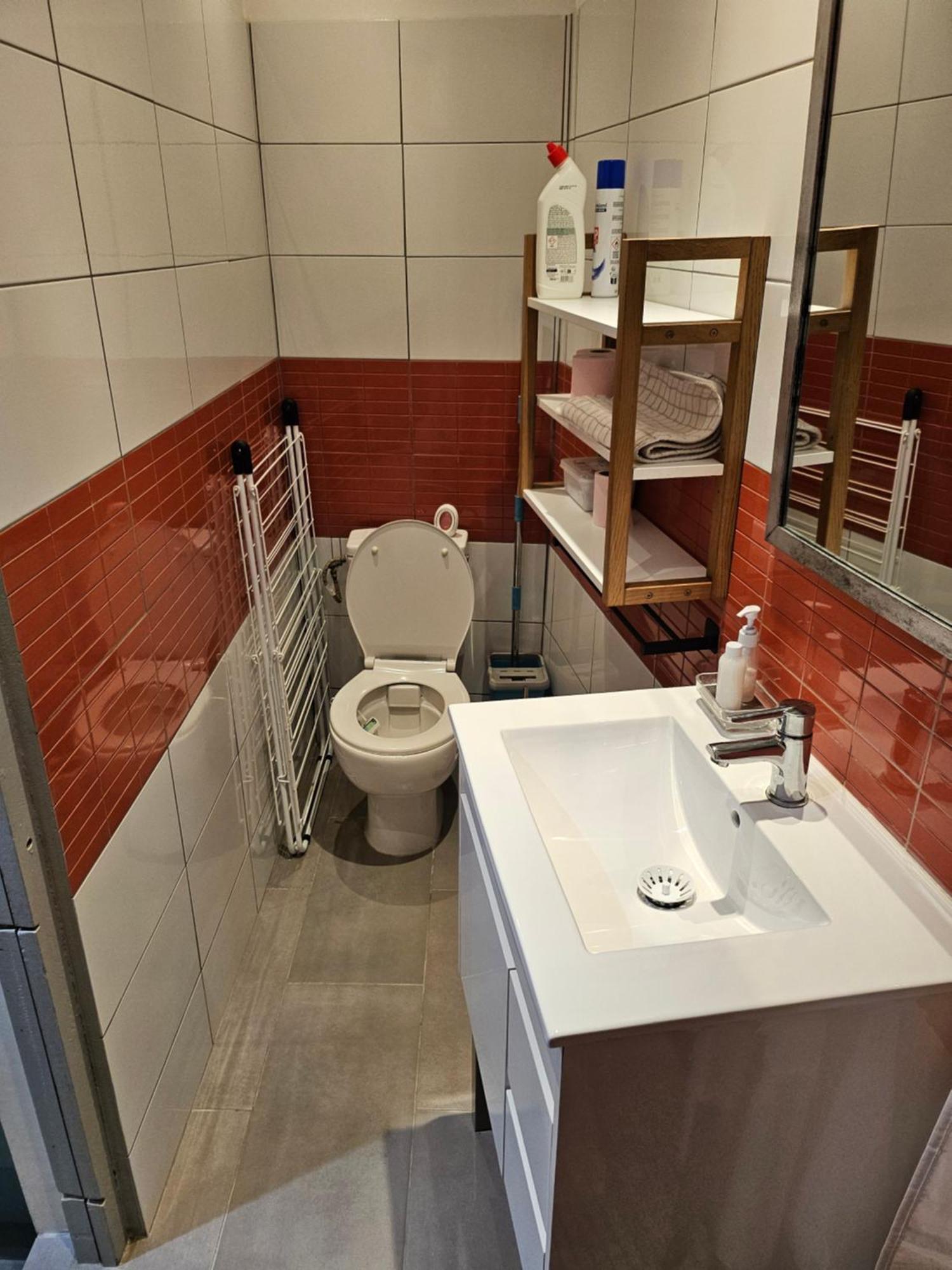 La Petite Maison Céreste Екстериор снимка